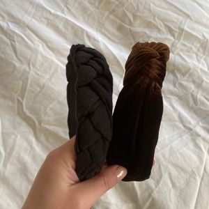 Bundle of 2 headbands